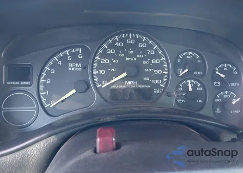 1999 Chevrolet Silverado 1500 из США, поврежденный, VIN 1GCEC14V4XZ197687